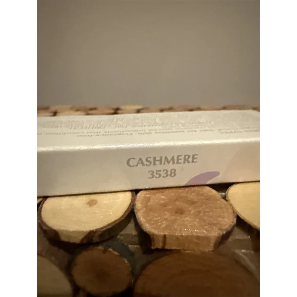 Mary Kay POWDER PERFECT Cheek Color Cashmere #3538 NOS In Box .24oz FLAW‎